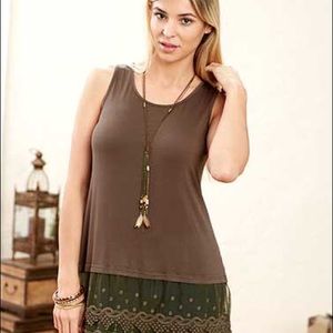 Love this!🐞🌹 Women's Lace Trim Tank Tops